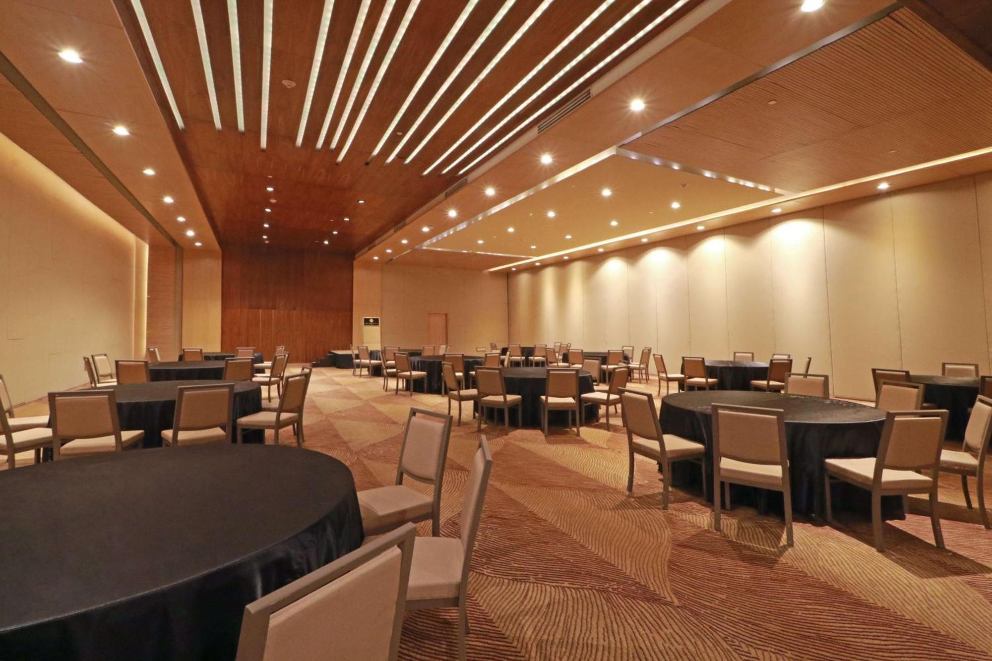 Ms Milenium Monterrey Curio Collection By Hilton Hotel San Pedro Garza Garcia Exterior foto