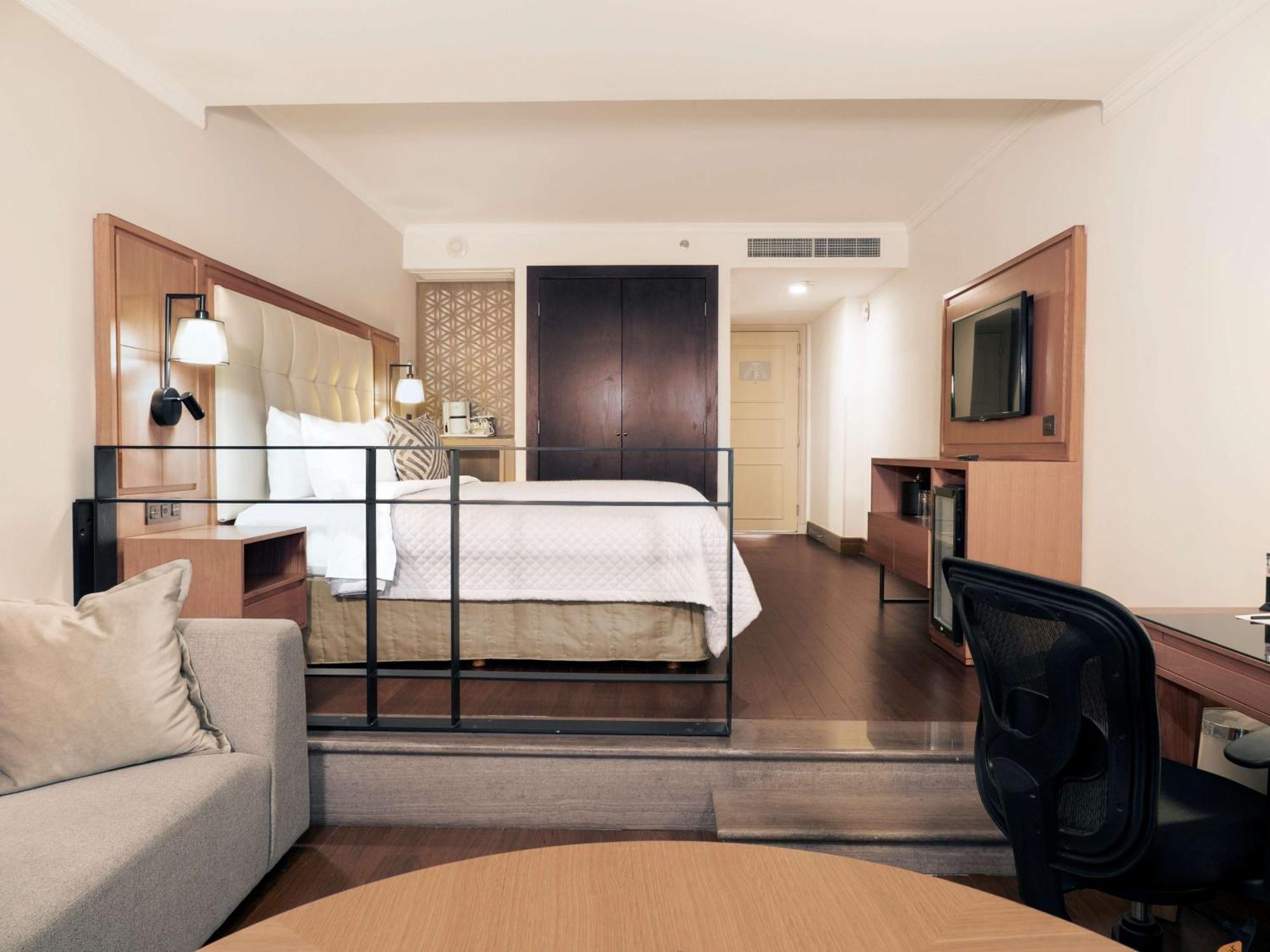 Ms Milenium Monterrey Curio Collection By Hilton Hotel San Pedro Garza Garcia Exterior foto